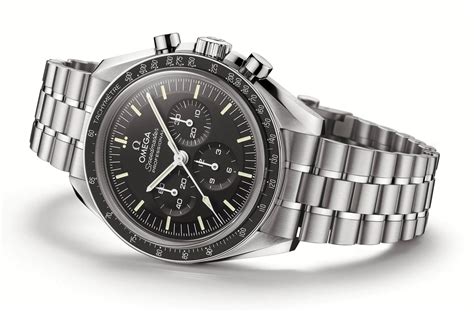 omega speedmaster moonwatch pris